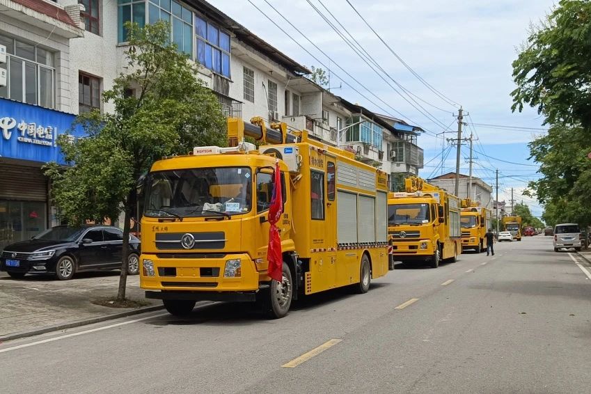 连续奋战又出发 ky开元环境紧急驰援湘潭涓水决口